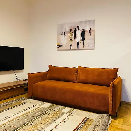 Appartamento Stylový U Velkého Náměstí 2, Wi-fi, Netflix, Vana Hradec Králové