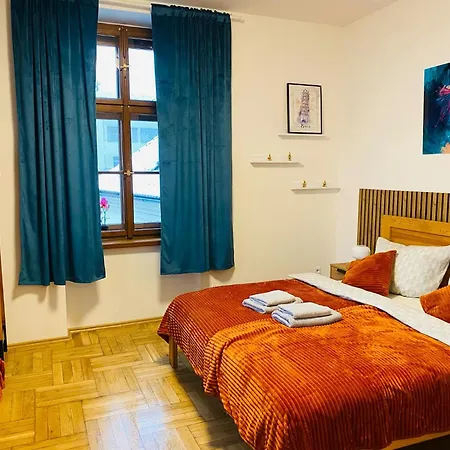 Stylový U Velkého Náměstí 2, Wi-fi, Netflix, Vana Appartamento Hradec Králové